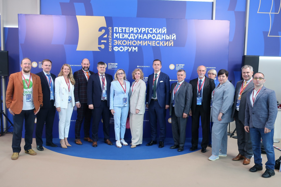 Президентская программа в год 25-летия на юбилейном ПМЭФ